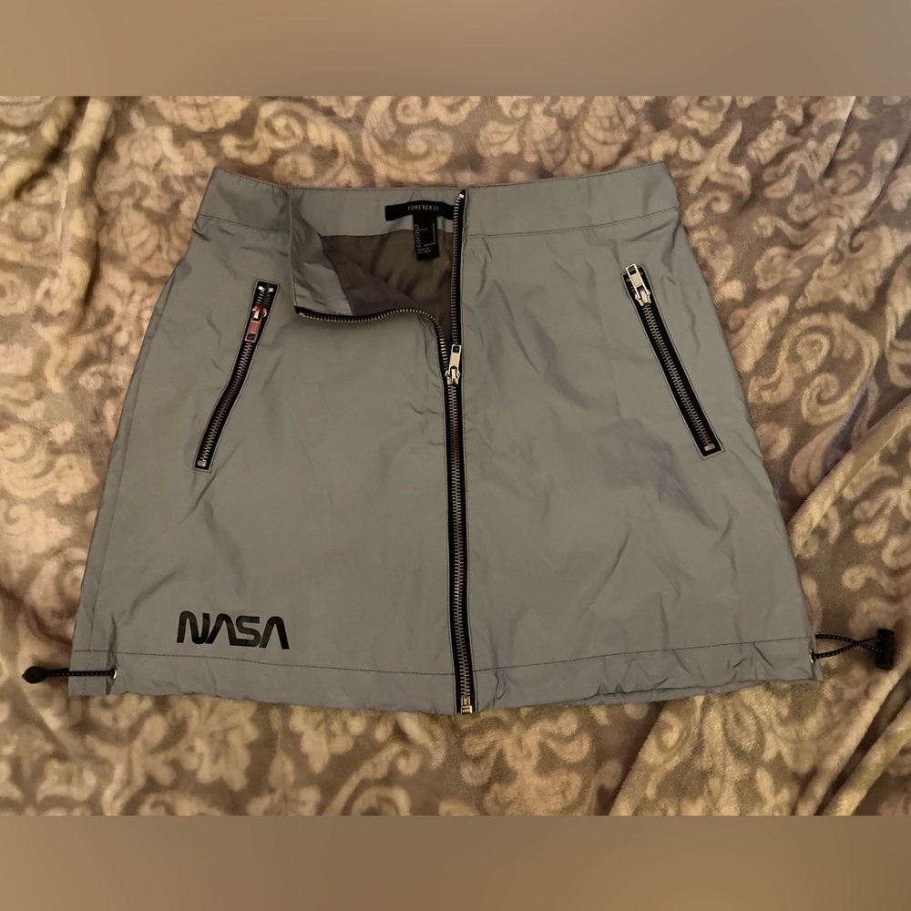 Silver iridescent adjustable Skirt